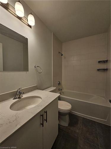 805-1434 Highland Road West Road, Kitchener, ON - Indoor Photo Showing Bathroom