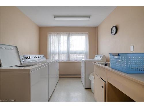 5N-26 Wentworth Avenue, Cambridge, ON - Indoor Photo Showing Laundry Room