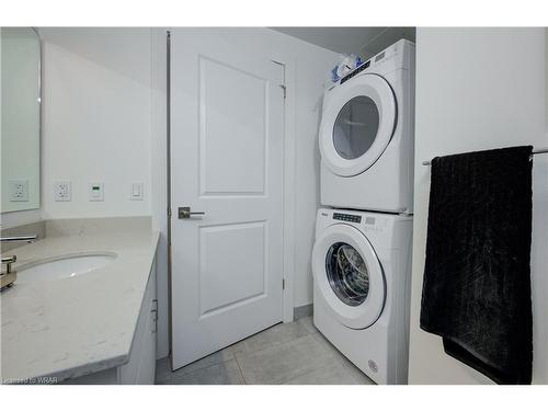 1605-50 Grand Avenue S, Cambridge, ON - Indoor Photo Showing Laundry Room