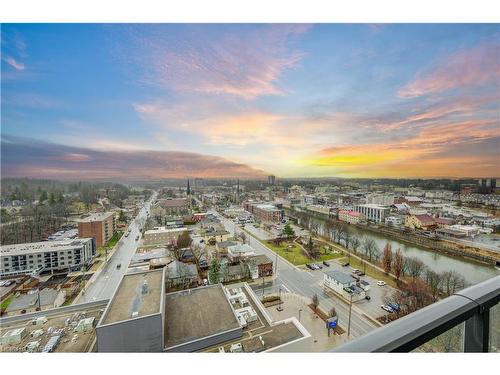 1605-50 Grand Avenue S, Cambridge, ON - Outdoor With View