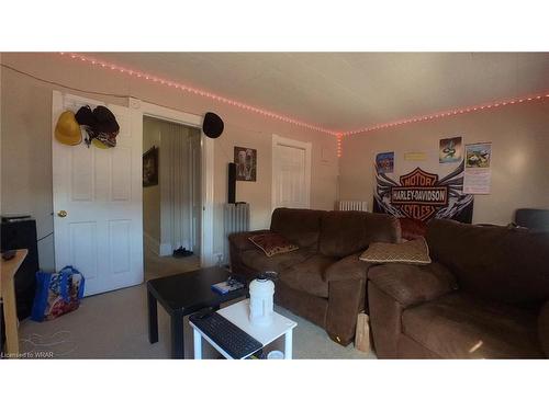 158 William Street, Pembroke, ON - Indoor Photo Showing Living Room