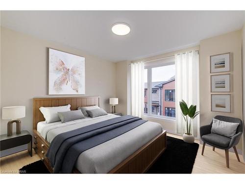 1-264 Blair Road, Cambridge, ON - Indoor Photo Showing Bedroom