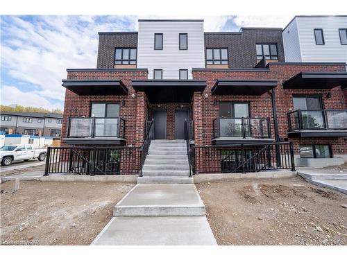 291 Chapel Hill Drive, Kitchener, ON - Outdoor With Facade