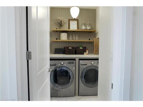 16-1126 Swan Street, Ayr, ON - Indoor Photo Showing Laundry Room
