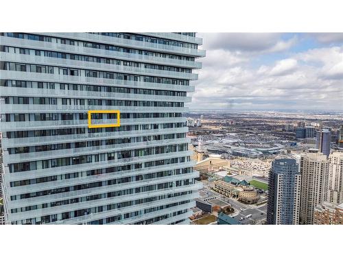5207-3883 Quartz Road, Mississauga, ON - Outdoor With Balcony
