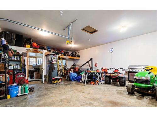 379 Wellington Rd 18, Elora, ON - Indoor Photo Showing Garage