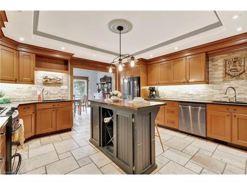 67 River Road, Plattsville, ON - Indoor Photo Showing Kitchen With Upgraded Kitchen