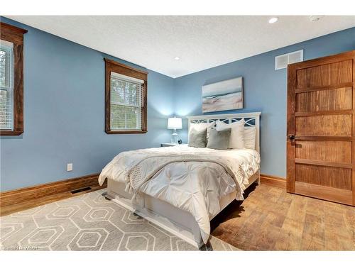 67 River Road, Plattsville, ON - Indoor Photo Showing Bedroom