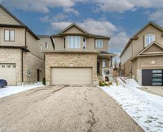 323 Thornhill Place  Waterloo, ON N2T 0A9