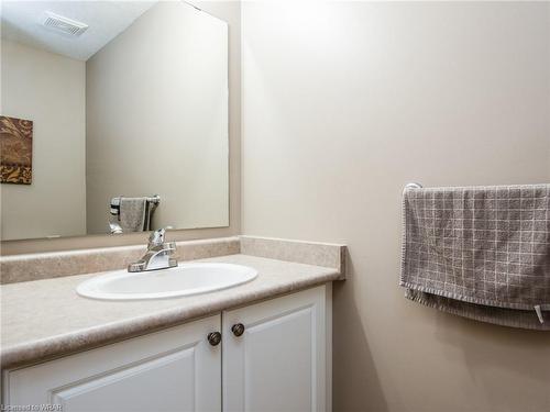 725 Activa Avenue, Kitchener, ON - Indoor Photo Showing Bathroom