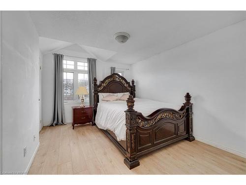 99 Cotton Grass Street, Kitchener, ON - Indoor Photo Showing Bedroom