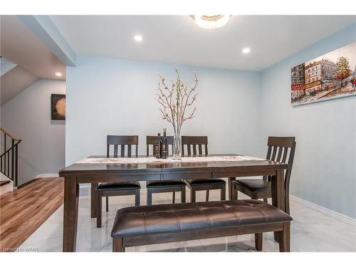 1-108 Woodlawn Road E, Guelph, ON - Indoor Photo Showing Dining Room
