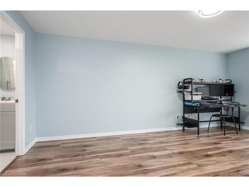 1-108 Woodlawn Road E, Guelph, ON - Indoor Photo Showing Other Room