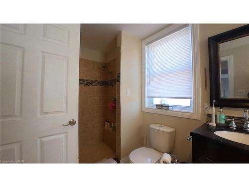 259 Trafalgar Road, Pembroke, ON - Indoor Photo Showing Bathroom
