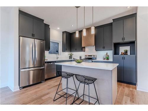 695 Benninger Drive, Kitchener, ON - Indoor Photo Showing Kitchen With Upgraded Kitchen