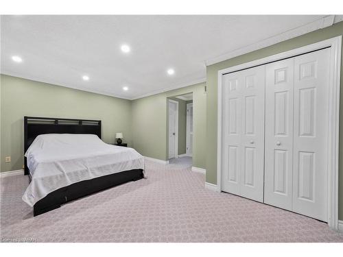 417 Stillmeadow Circle, Waterloo, ON - Indoor Photo Showing Bedroom