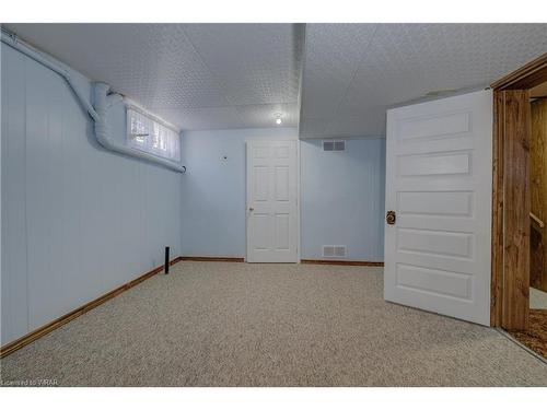 7 Fulton Street, Milverton, ON - Indoor Photo Showing Other Room