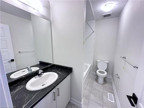 188 Eastbridge Avenue, Welland, ON - Indoor Photo Showing Bathroom