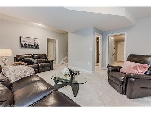55 Spachman Street Street, Kitchener, ON - Indoor Photo Showing Living Room