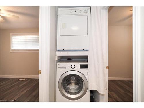 46 Forest Road, Cambridge, ON - Indoor Photo Showing Laundry Room