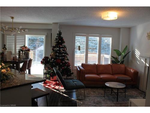 27 Stillwater Street, Kitchener, ON - Indoor Photo Showing Living Room