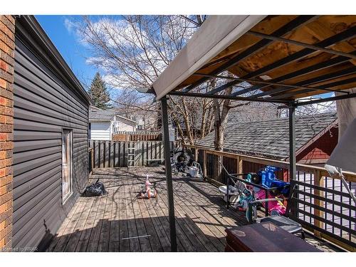 184 Courtland Avenue E, Kitchener, ON - Outdoor With Deck Patio Veranda With Exterior