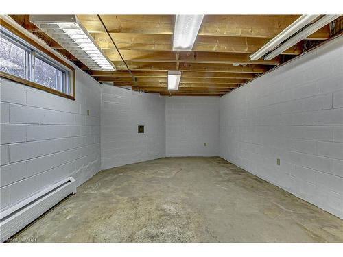 404 Forest Hill Drive, Kitchener, ON - Indoor Photo Showing Basement