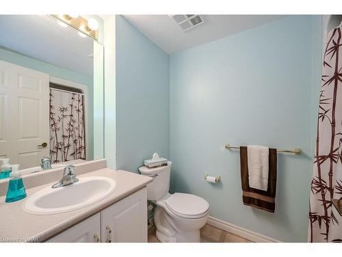 408-405 Erb Street W, Waterloo, ON - Indoor Photo Showing Bathroom