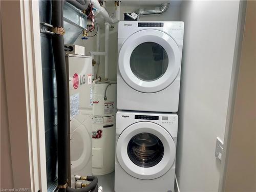 309-107 Roger Street, Waterloo, ON - Indoor Photo Showing Laundry Room