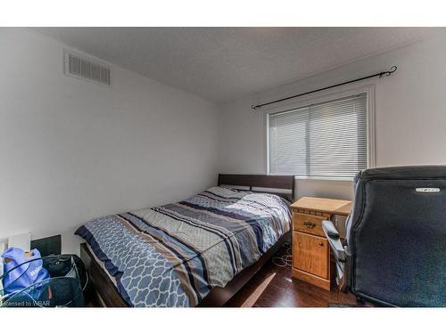 54 Donnenwerth Drive, Kitchener, ON - Indoor Photo Showing Bedroom