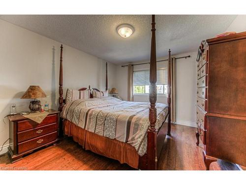 54 Donnenwerth Drive, Kitchener, ON - Indoor Photo Showing Bedroom