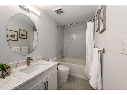 500 Karn Street, Kitchener, ON - Indoor Photo Showing Bathroom