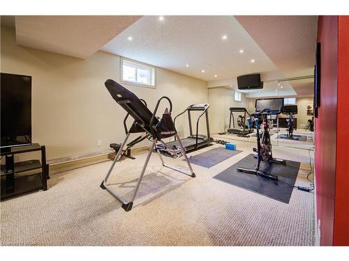 460 Drake Circle, Waterloo, ON - Indoor Photo Showing Gym Room