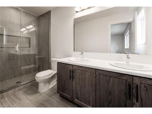 1501 Dunkirk Avenue, Woodstock, ON - Indoor Photo Showing Bathroom