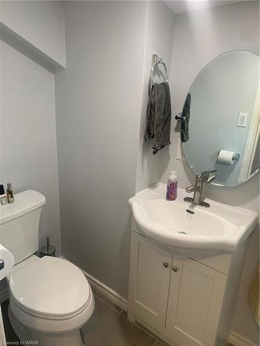 10 Blair Lane, Cambridge, ON - Indoor Photo Showing Bathroom