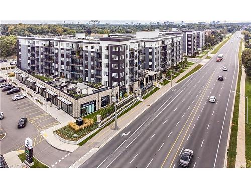 304-251 Northfield Drive E, Waterloo, ON - Outdoor With View