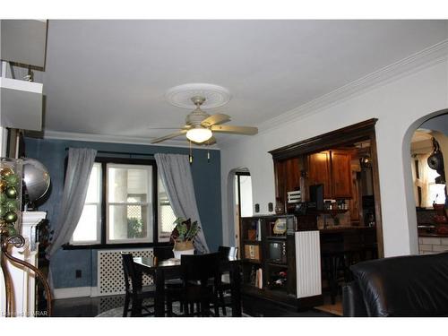 287 Courtland Avenue E, Kitchener, ON - Indoor Photo Showing Dining Room