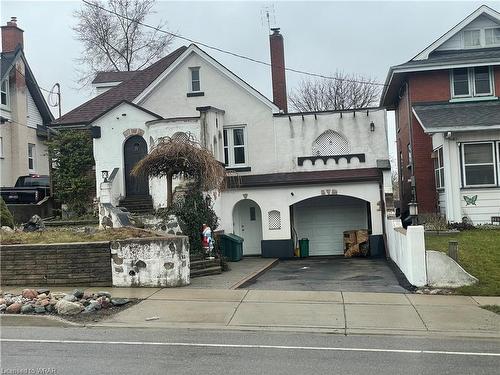 287 Courtland Avenue E, Kitchener, ON - Outdoor With Facade