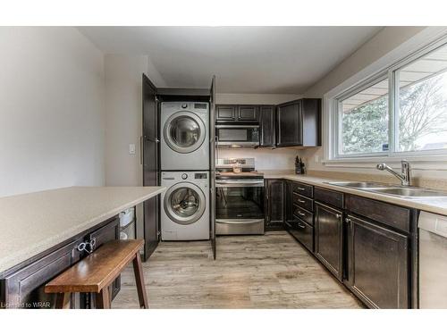 295 Connaught Street, Kitchener, ON - Indoor Photo Showing Laundry Room