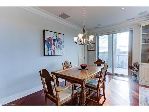 602-223 Erb Street W, Waterloo, ON - Indoor Photo Showing Dining Room