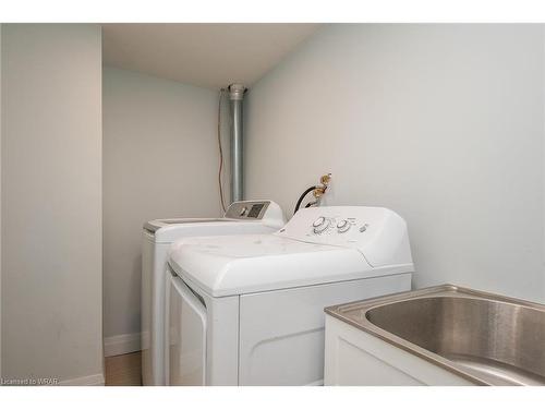 206 Winston Boulevard, Cambridge, ON - Indoor Photo Showing Laundry Room
