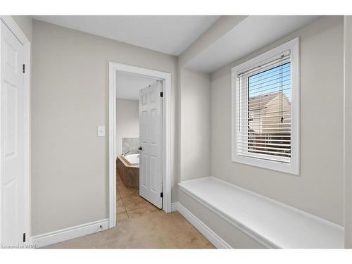 20 Lands Court, Cambridge, ON - Indoor Photo Showing Other Room