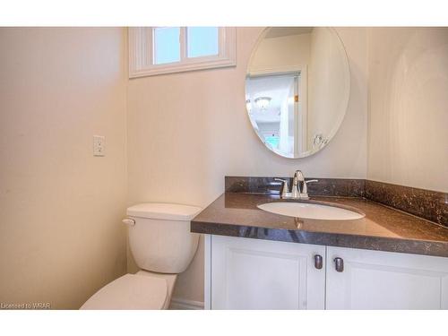 352 Coxe Boulevard, Milton, ON - Indoor Photo Showing Bathroom