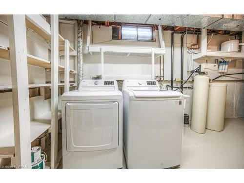 352 Coxe Boulevard, Milton, ON - Indoor Photo Showing Laundry Room