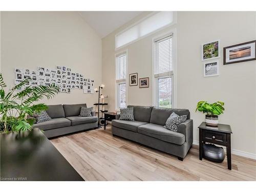 15 Old Huron Court, Kitchener, ON - Indoor Photo Showing Living Room