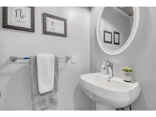565 Rogers Road Road, Listowel, ON - Indoor Photo Showing Bathroom