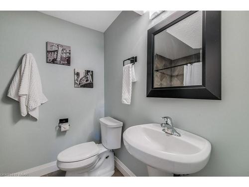 565 Rogers Road Road, Listowel, ON - Indoor Photo Showing Bathroom