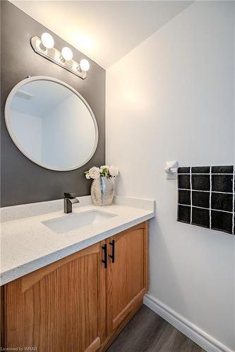 580 Beaver Creek Crescent, Waterloo, ON - Indoor Photo Showing Bathroom