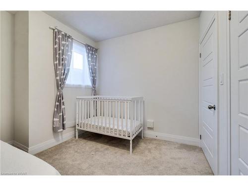 20-600 Victoria Street South Street, Kitchener, ON - Indoor Photo Showing Bedroom