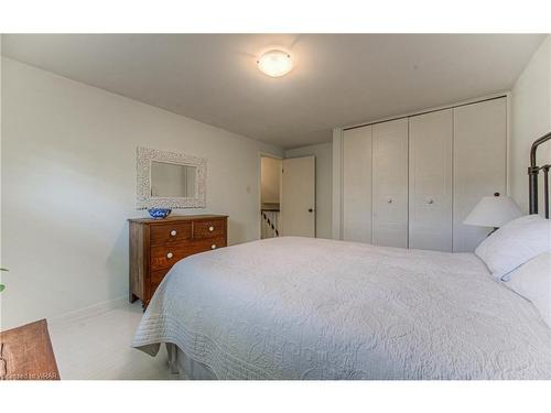 340 Marlowe Drive, Waterloo, ON - Indoor Photo Showing Bedroom